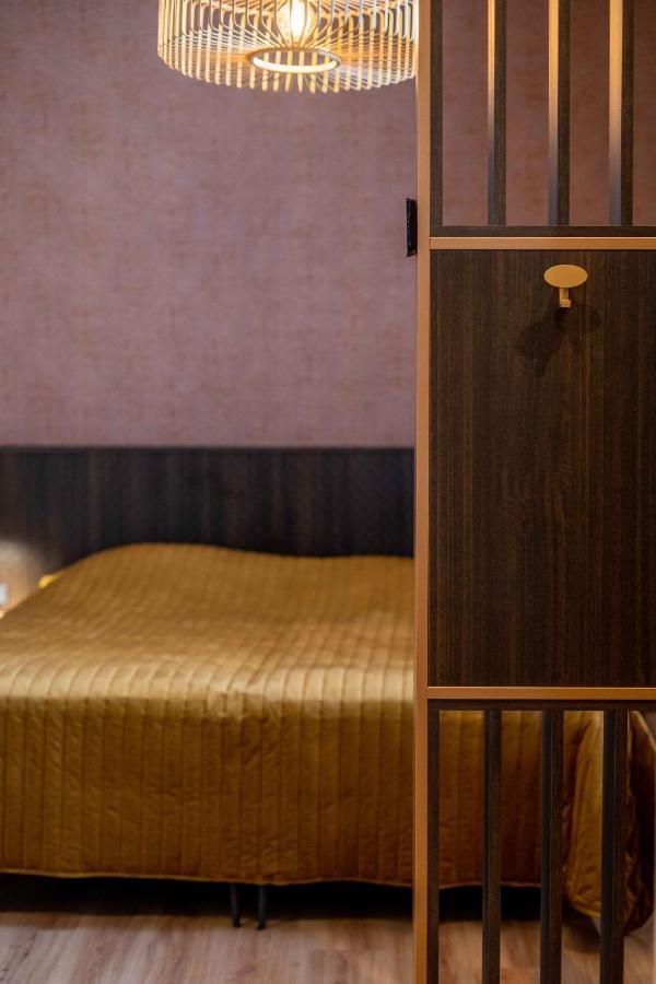 Appartement Kerkstraat 1 Веере Екстериор снимка